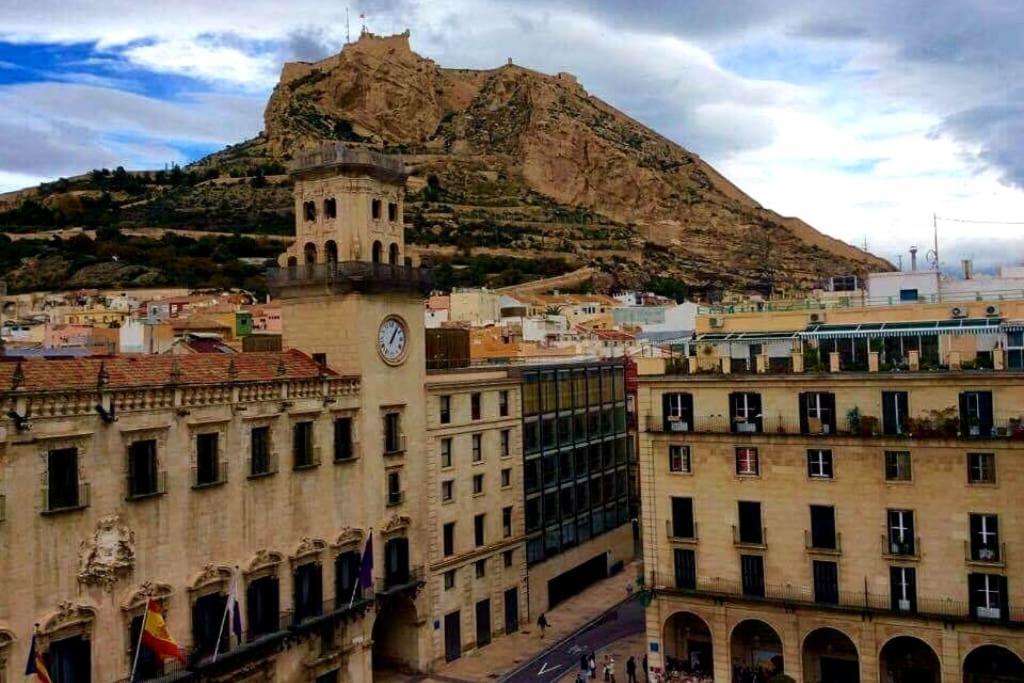 Apartamento En Zona De Ocio Casco Antiguo Alicante Buitenkant foto